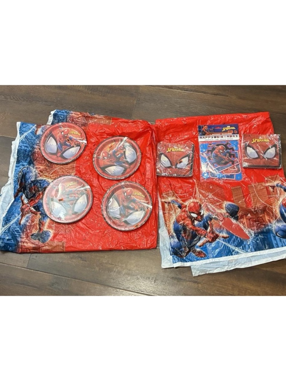 MARVEL Spiderman HAPPY BIRTHDAY Party Tableware Set PLATES NAPKINS TABLECLOTH